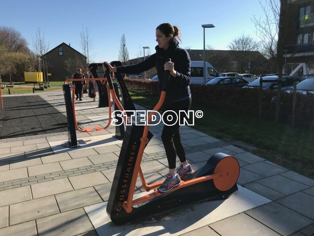 Buiten fitnesstoestellen, bootcamp, outdoor fitness, buiten fitness, vandalismebestendig buiten fitnesstoestellen, gebruiksvriendelijk buiten fitnesstoestellen, onderhoudsarme buiten fitnesstoestellen,