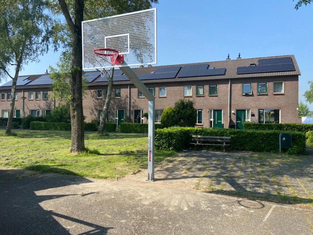 Basketbal, basketbalveld, basketbalveld 3x3, 3x3 basketbal, 3x3 basketbalveld, basketballen, basketbalpaal, basketbalpalen